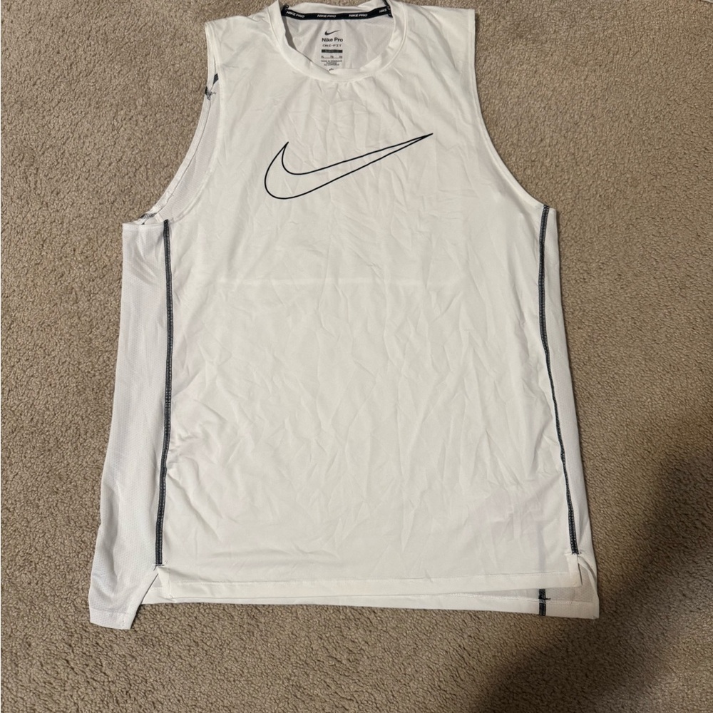 Nike White Sleeveless Tank Top
